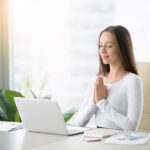 Remède contre le stress au travail : les avantages de la méditation de pleine conscience