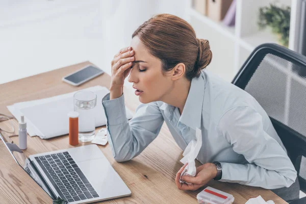 Pourquoi les salariés n’osent pas parler de leur souffrance au travail ?
